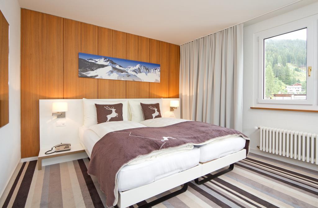 Hotel National Davos Zimmer foto